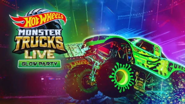 Hot Wheels Monster Trucks Live Glow Party